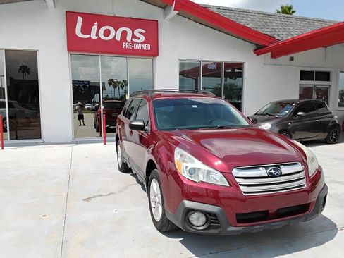 Used 2014 Subaru Outback 2.5i w/ Alloy Wheel Package image 2