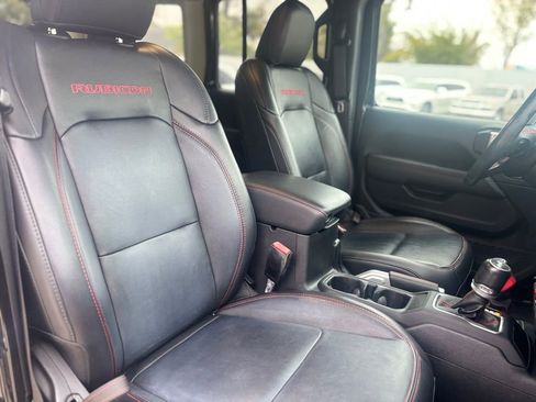 Used 2021 Jeep Wrangler Unlimited Rubicon image 14
