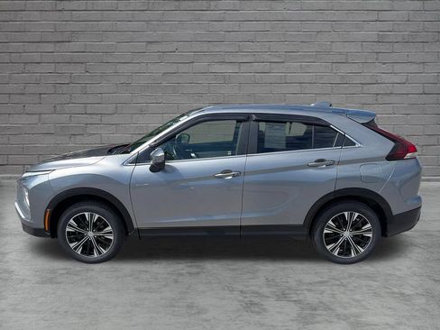 Used 2022 Mitsubishi Eclipse Cross SEL AWD/4WD image 2