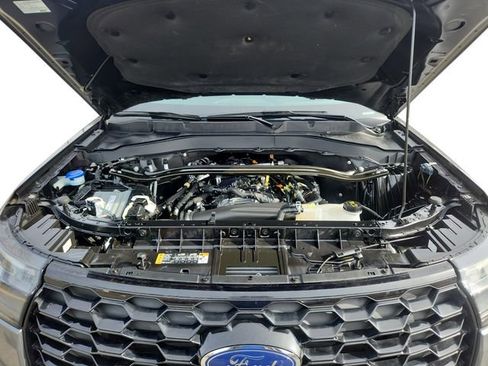 Certified 2025 Ford Explorer ST-Line AWD/4WD image 20
