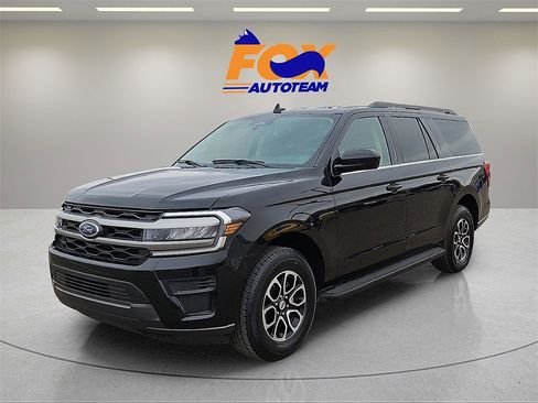 Used 2024 Ford Expedition Max XLT image 1