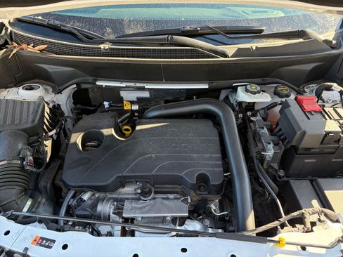 Used 2025 Chevrolet Equinox LT image 33
