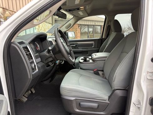 Used 2016 RAM 1500 Classic SLT image 12