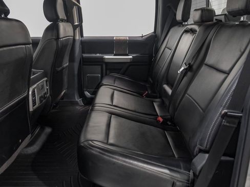 Used 2019 Ford F250 Lariat image 39