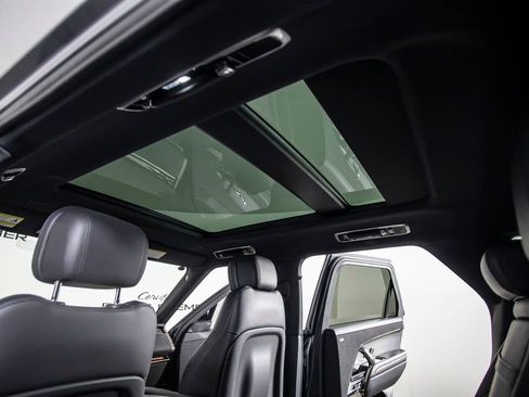 Used 2023 Land Rover Range Rover Sport SE image 35