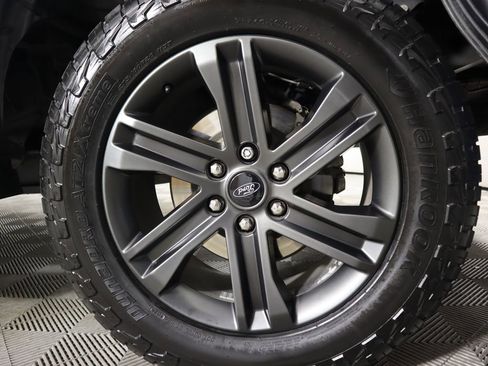 Used 2021 Ford F150 Lariat w/ Equipment Group 502A High image 32