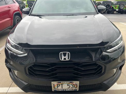 Used 2025 Honda HR-V Sport image 10