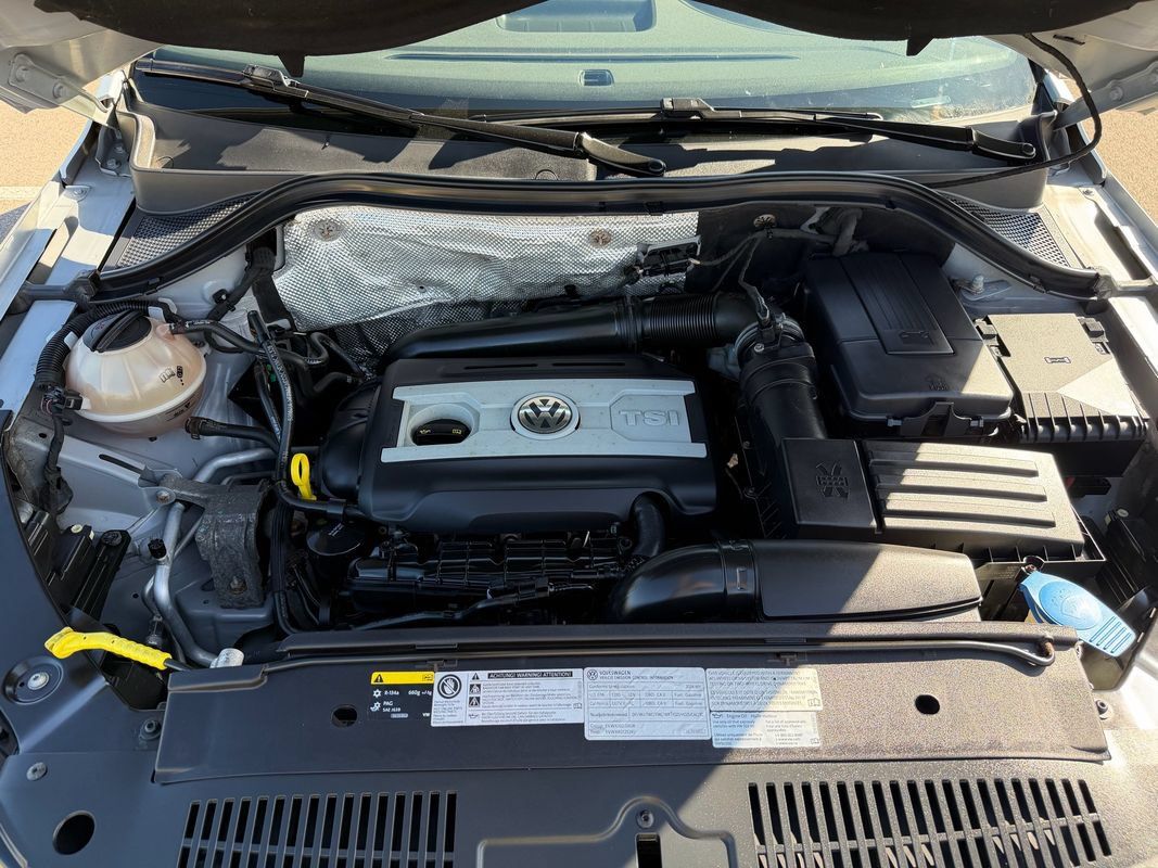 Used 2014 Volkswagen Tiguan S AWD/4WD image 21