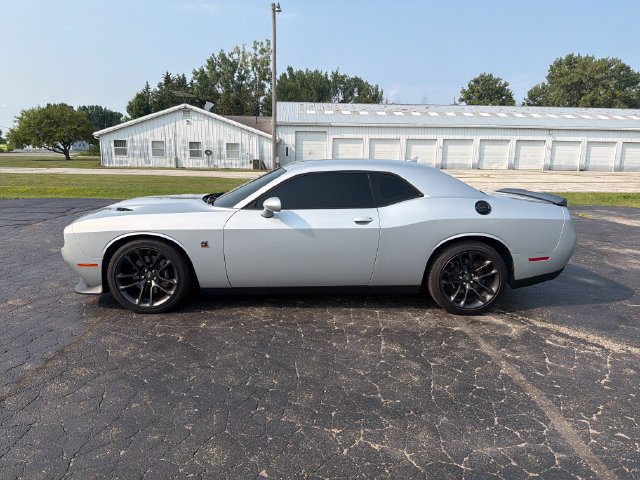 Used 2020 Dodge Challenger R/T Scat Pack RWD image 2