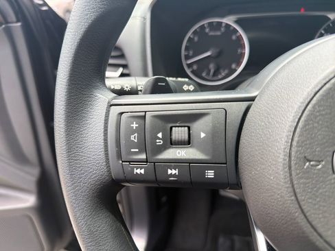 Certified 2023 Nissan Rogue S FWD image 32