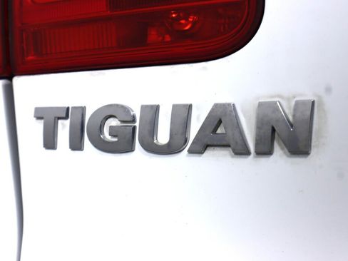 Used 2014 Volkswagen Tiguan R-Line AWD/4WD image 35