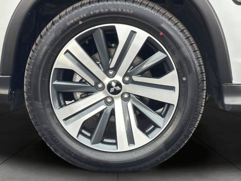 Used 2024 Mitsubishi Outlander Sport ES image 11