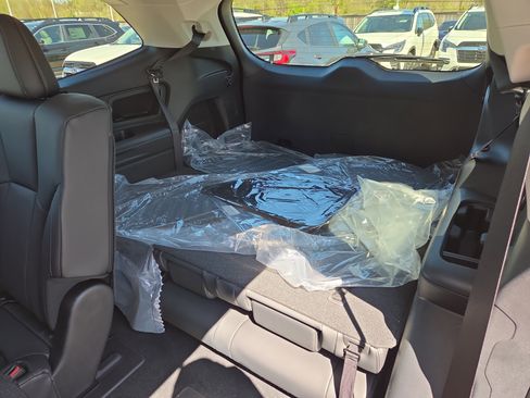 New 2026 Subaru Ascent Limited image 8