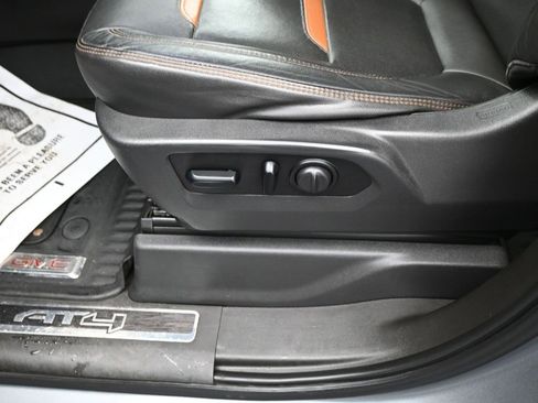 Used 2021 GMC Sierra 1500 AT4 w/ AT4 Value Package image 10