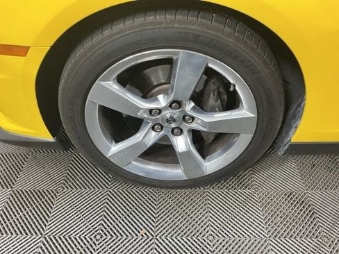 Used 2010 Chevrolet Camaro SS w/ LPO, Ground Effects Package RWD image 9