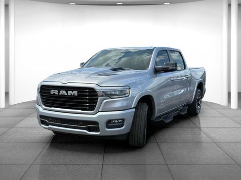 Used 2025 RAM 1500 Laramie w/ Sport Appearance Package AWD/4WD image 3