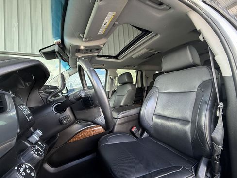 Used 2015 Chevrolet Tahoe LTZ AWD/4WD image 16