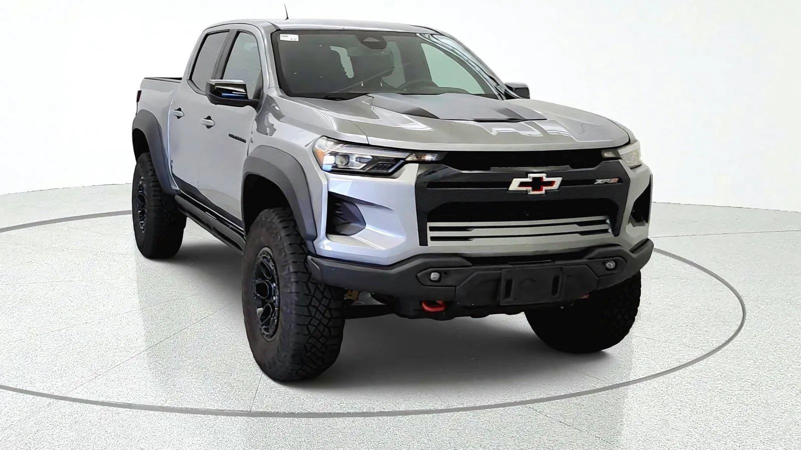 Used 2024 Chevrolet Colorado ZR2 w/ ZR2 Bison Edition AWD/4WD image 2
