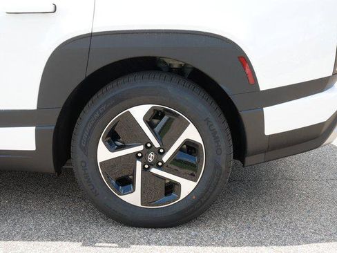 New 2026 Hyundai Ioniq 9 SE AWD/4WD image 4