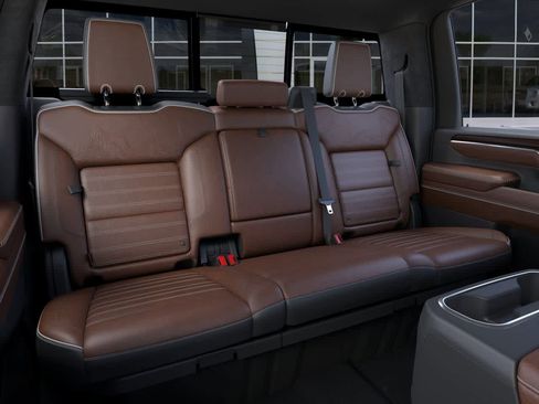 New 2026 GMC Sierra 2500 Denali Ultimate image 17