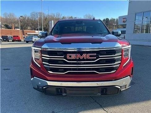Used 2023 GMC Sierra 1500 SLT w/ SLT Premium Plus Package image 46