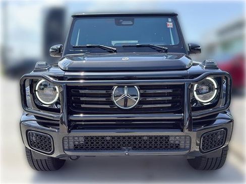 Used 2025 Mercedes-Benz G 550 image 2
