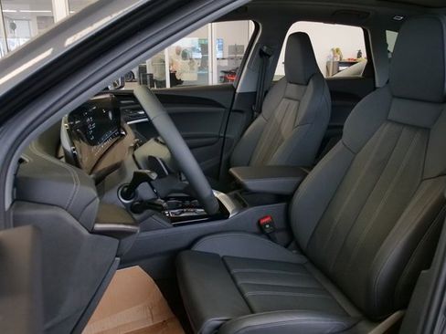 New 2025 Audi Q5 Premium Plus image 10