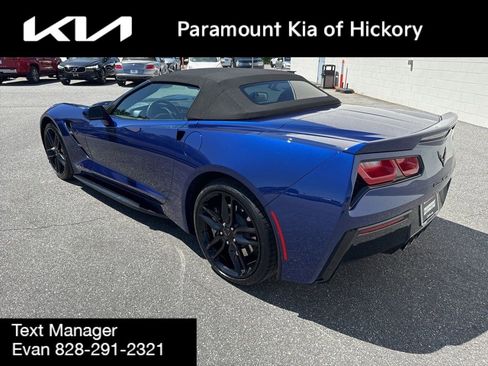 Used 2019 Chevrolet Corvette Stingray Convertible w/ Carbon Flash Badge Package RWD image 6