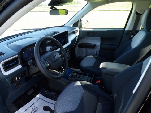 Used 2025 Ford Maverick XLT w/ XLT Luxury Package AWD/4WD image 13