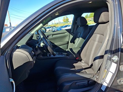 Used 2024 Honda Civic Sport image 13