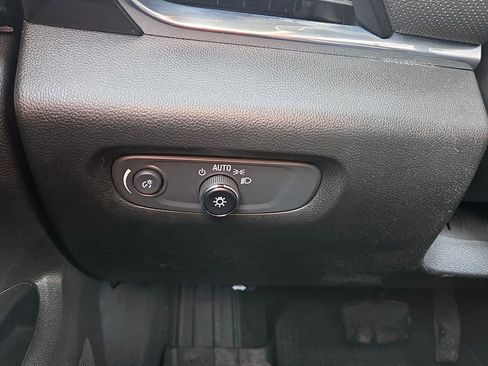 Used 2023 Chevrolet Traverse RS w/ LPO, Floor Liner Package image 21