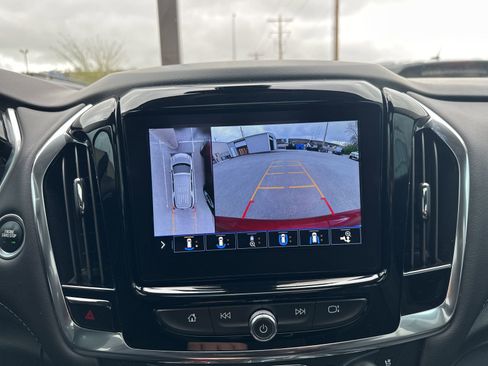 Used 2021 Chevrolet Traverse High Country FWD image 56