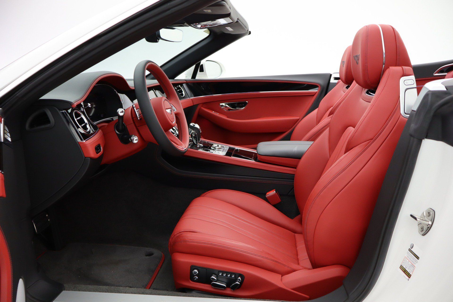 Used 2026 Bentley Continental GT Mulliner AWD/4WD image 44