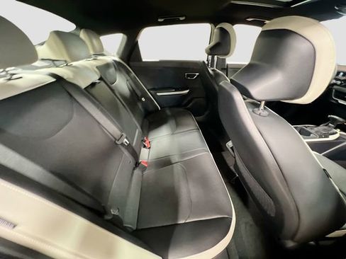 New 2025 Kia K4 GT-Line image 28