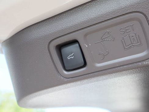 Used 2024 Lincoln Navigator Reserve image 29