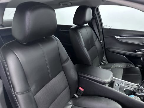 Used 2017 Chevrolet Impala LT w/ Convenience Package FWD image 35