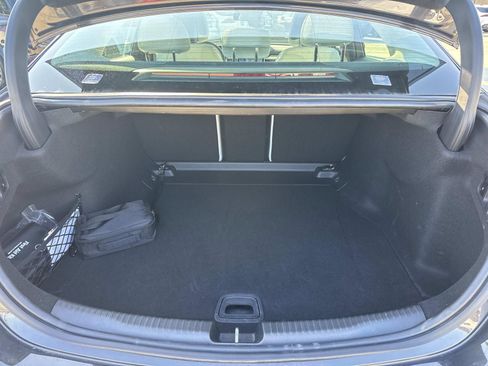 Used 2025 Mercedes-Benz C 300 Sedan image 8