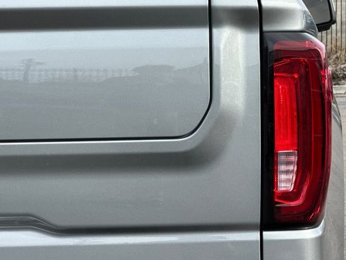 Used 2023 GMC Sierra 1500 SLT w/ SLT Premium Plus Package image 52