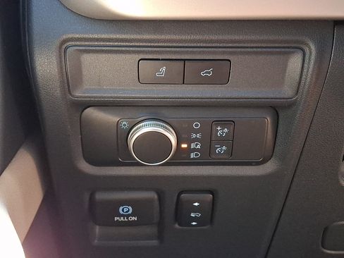 Certified 2022 Ford Expedition XLT AWD/4WD image 36