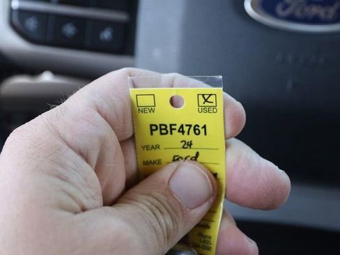 Certified 2024 Ford Expedition Max XLT image 29