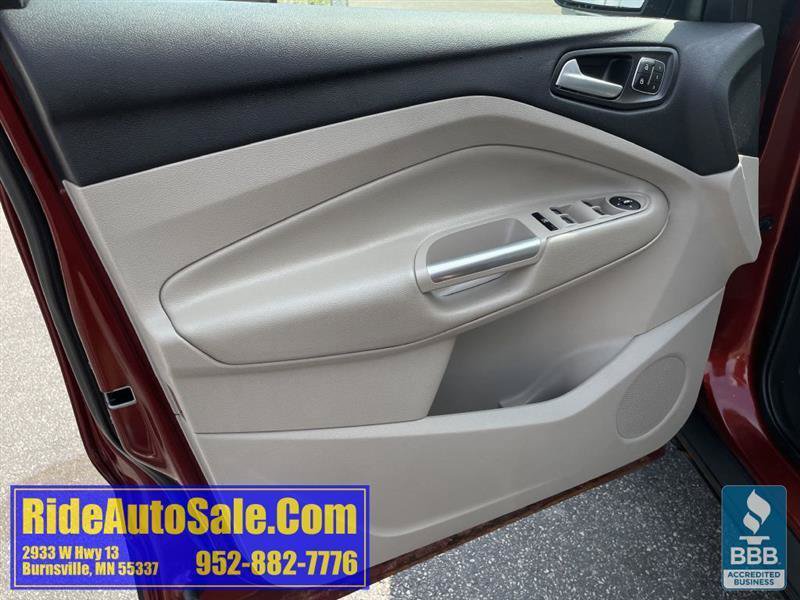 Used 2014 Ford Escape Titanium FWD image 9