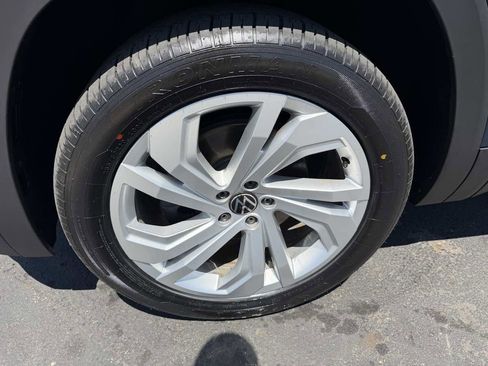 Used 2021 Volkswagen Atlas SE AWD/4WD image 8