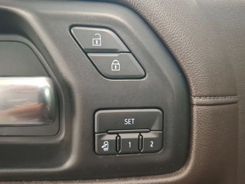 Used 2019 GMC Sierra 1500 Denali w/ Technology Package RWD image 17