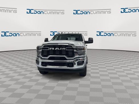New 2026 RAM 2500 Tradesman AWD/4WD image 3