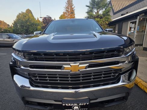 Used 2021 Chevrolet Silverado 1500 LT w/ Bed Protection Package AWD/4WD image 8