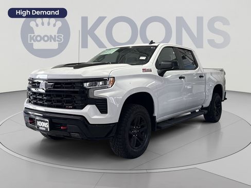 Used 2024 Chevrolet Silverado 1500 LT Trail Boss w/ Protection Package AWD/4WD image 1