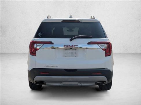 Used 2023 GMC Acadia SLT image 4