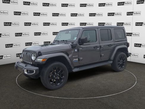 Used 2021 Jeep Wrangler Unlimited Sahara w/ Cold Weather Group AWD/4WD image 2
