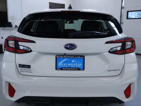 Used 2024 Subaru Impreza 2.0i AWD/4WD image 6