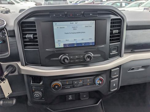 Used 2021 Ford F150 XLT w/ Snow Plow Prep Package AWD/4WD image 18